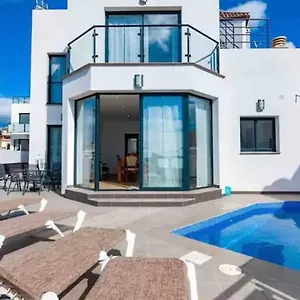 Increible Con Piscina Privada , Torrox España